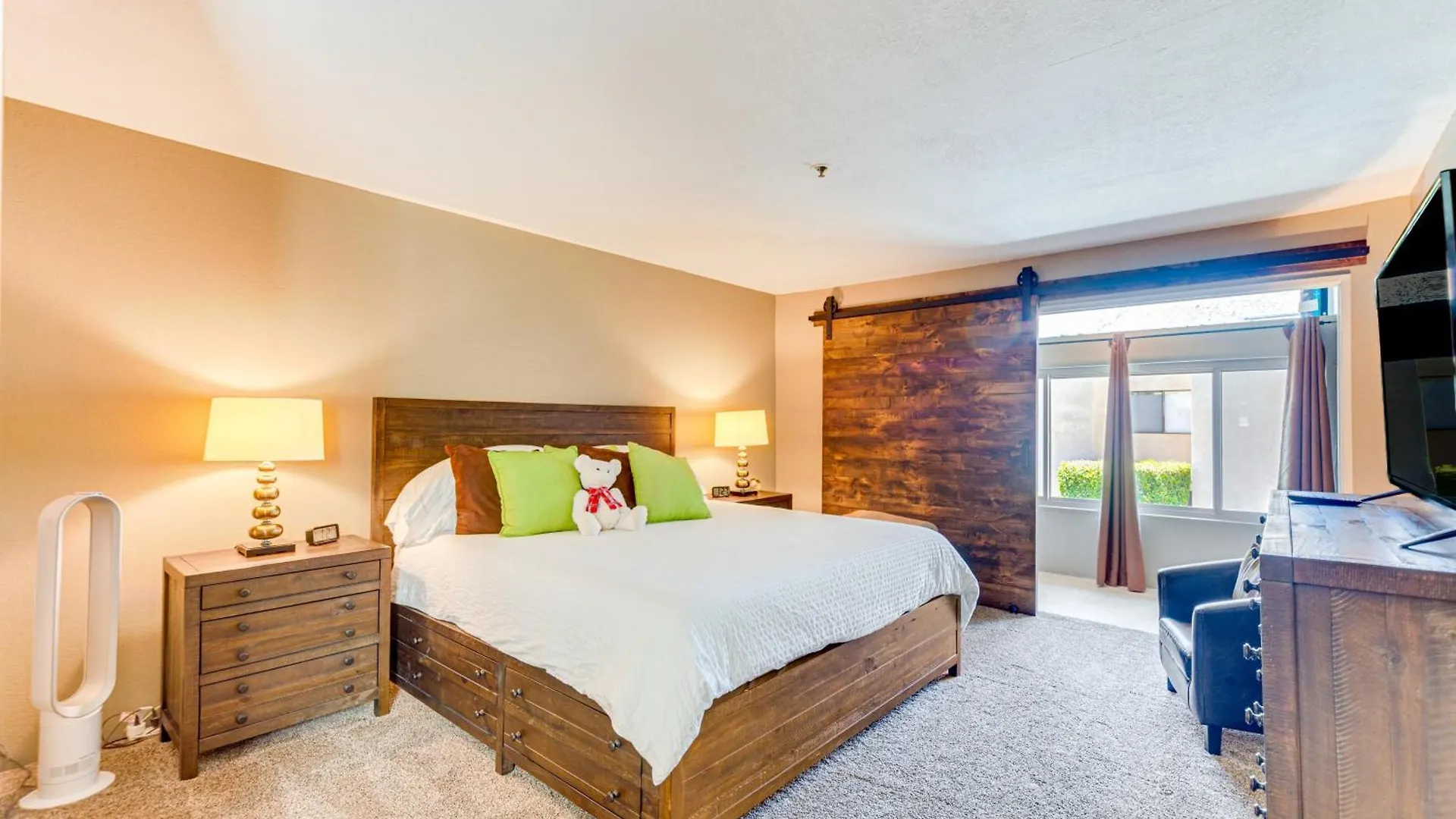 Apartament Chic Palm Springs Condo With Community Pool