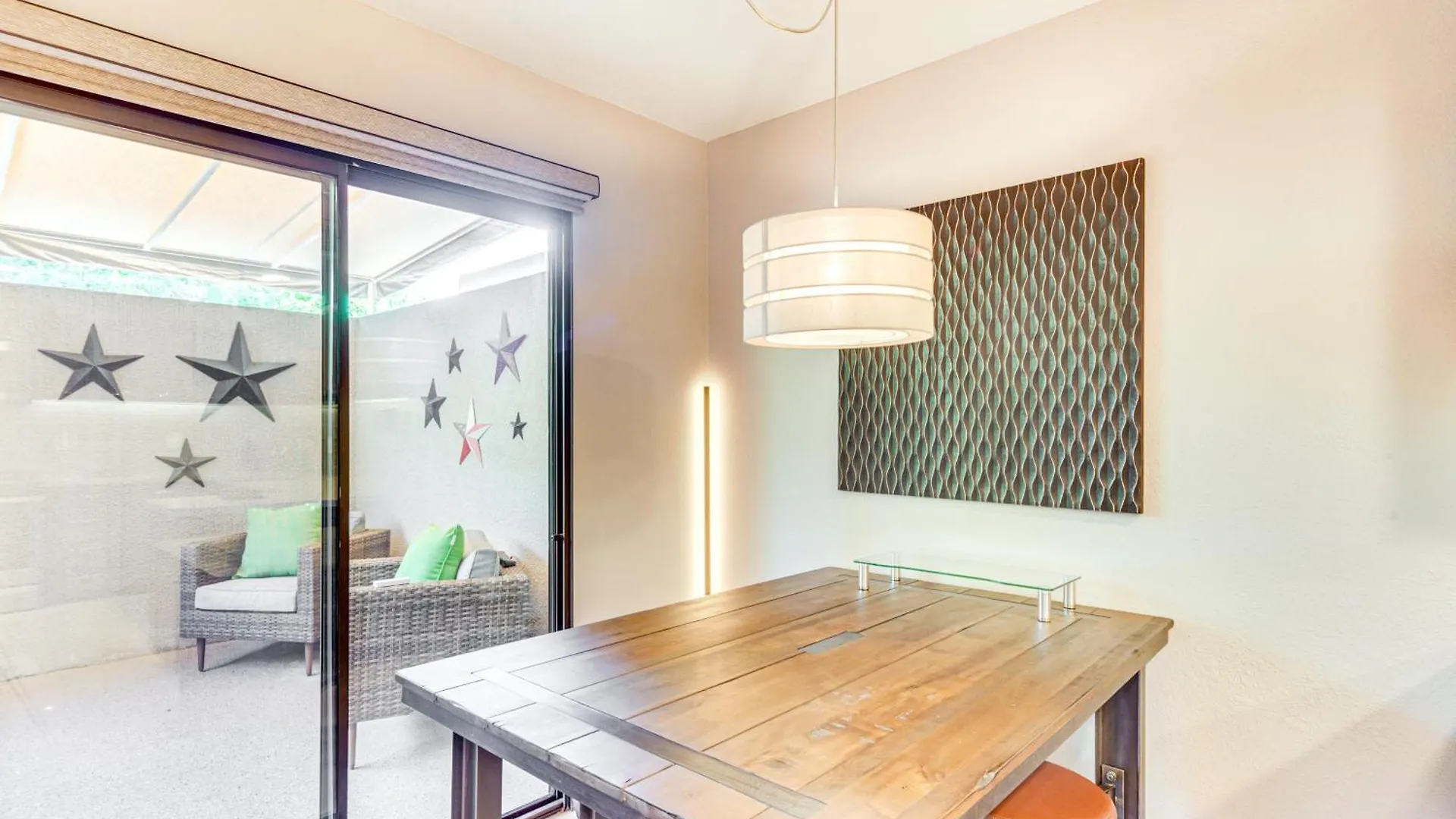 Apartament Chic Palm Springs Condo With Community Pool Stany Zjednoczone Ameryki