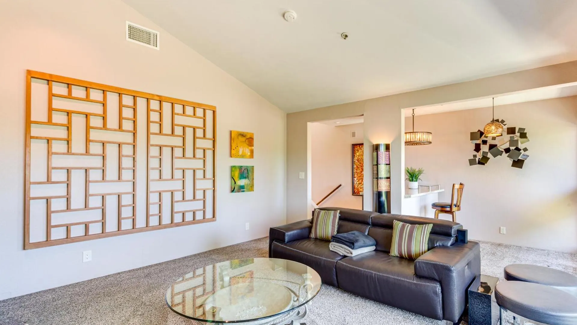 Chic Palm Springs Condo With Community Pool